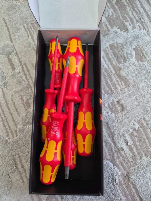 Качествени Ел. Инструменти