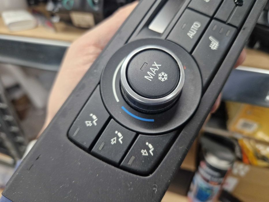 Фейс климатроник с подгрев за BMW E81 E82 E84 E87 E88 E90 E91 E92 E93