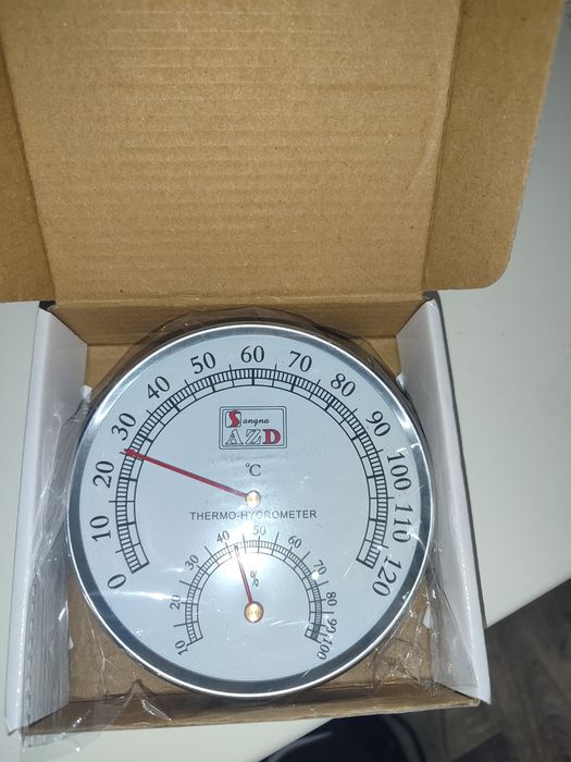 Термометр и гигрометр