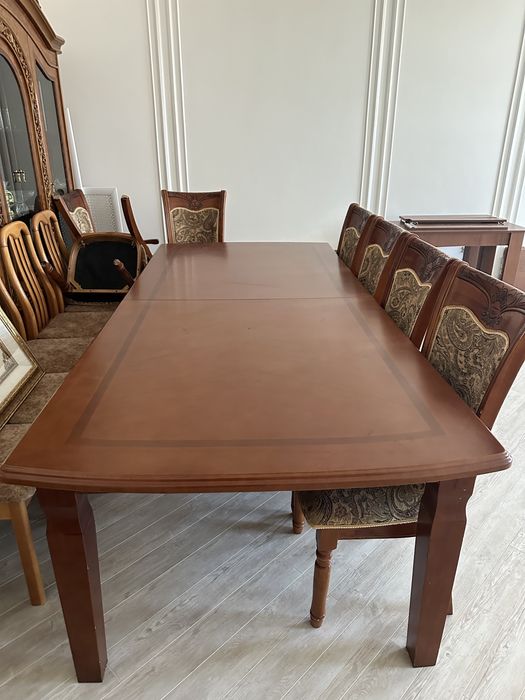 Продам стол со стульями