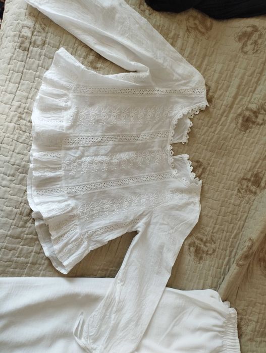 Короткая кофточка белая хлопковая