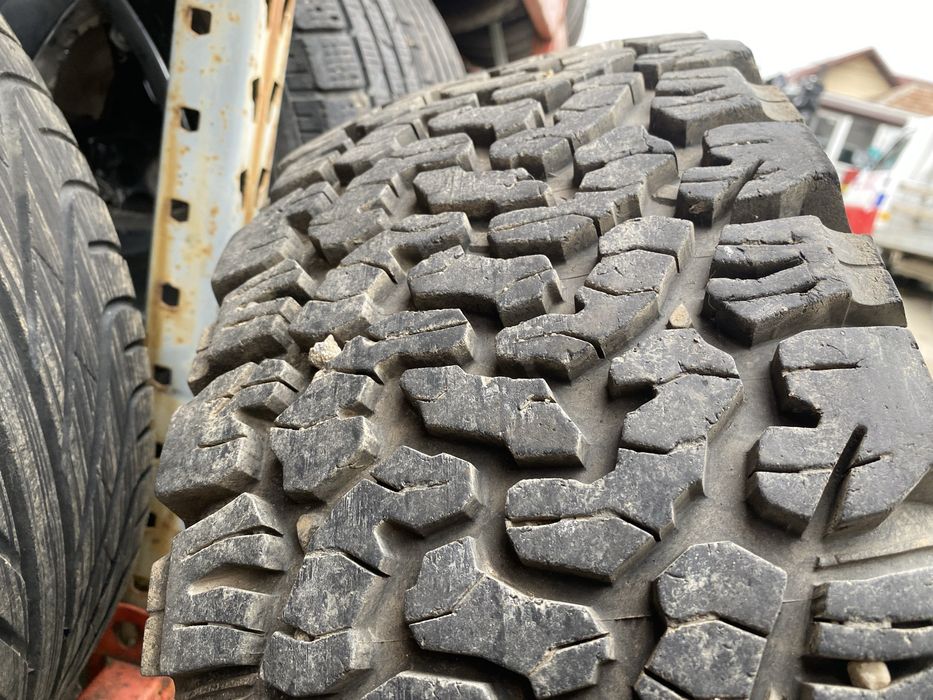 Cauciucuri Gepard 3 bucati 235/65 R17 Pret 600 lei toate 3