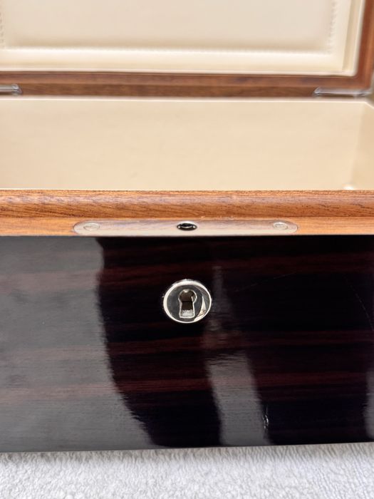 Оригинальная коробка от часов Audemars piguet