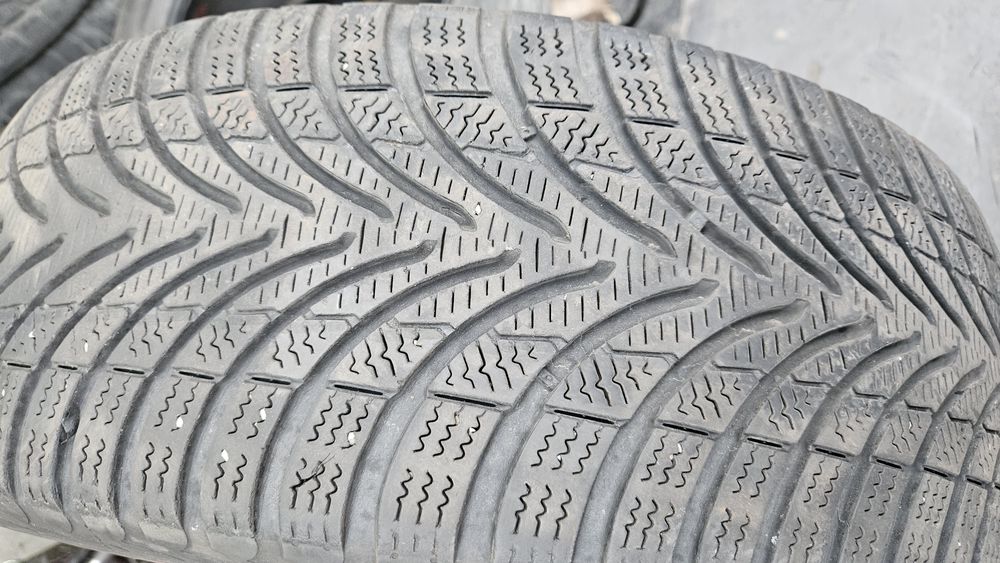 2бр гуми 205 55 16 дот 19 аполо