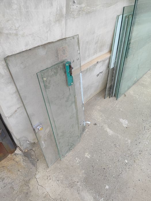 Ойна  сотилади .магазин дан чиккан .куп ишлатилмаган