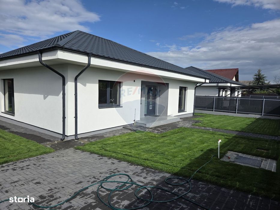 Casa 4 camere- noua-la cheie, poziție excelentă in Harman