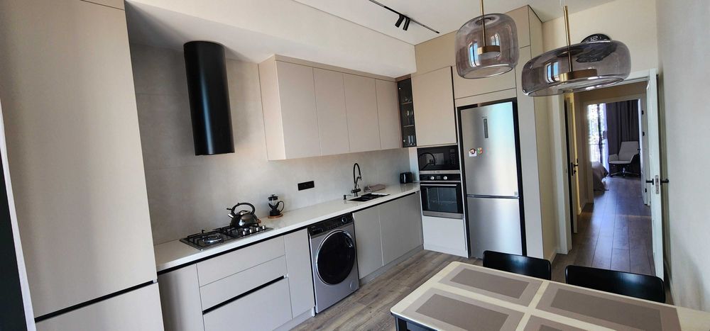 Продаётся 2-комнатная 64 м². Есть арендатор