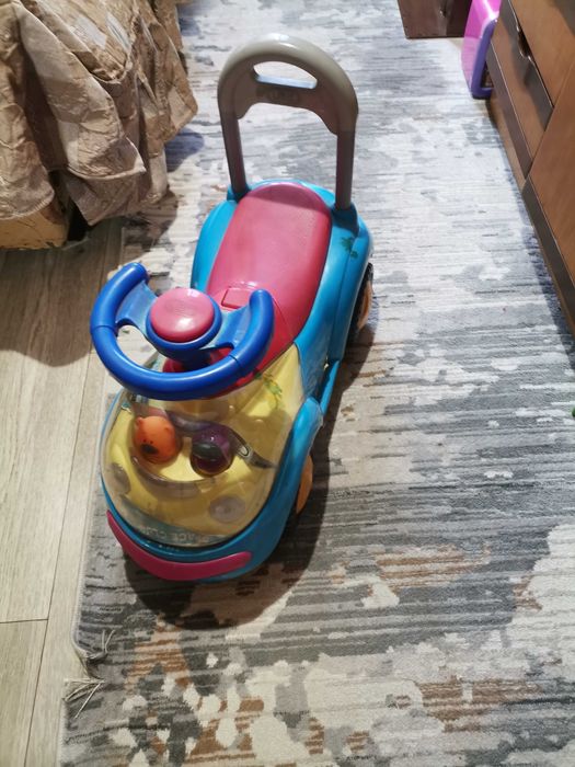 Продам детский толокар