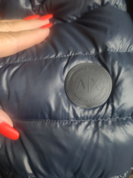 Geaca puf ARMANI măr.L