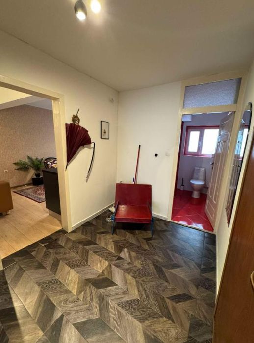 Дава се под наем Тристаен апартамент в София, Център - 62 кв.м за 700 € - Снимка #6