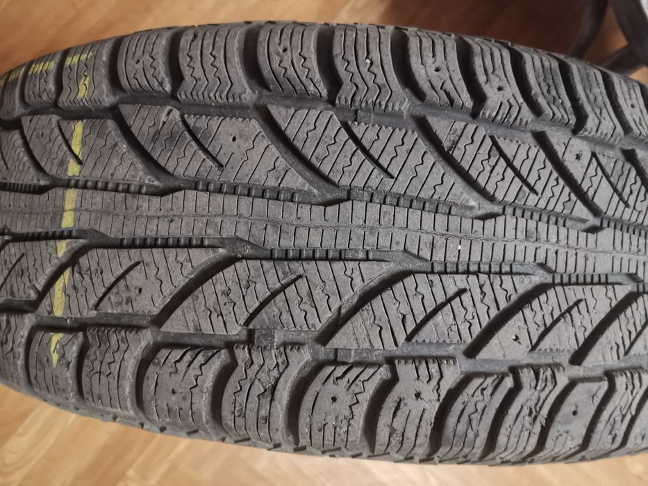 Зимни гуми Cooper 4бр. 215/70/16