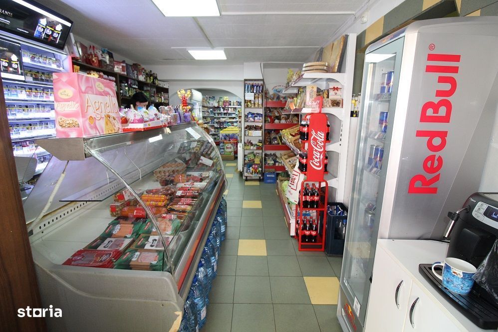 Vând spațiu comercial în Hunedoara, zona Micro 5/2, 64mp