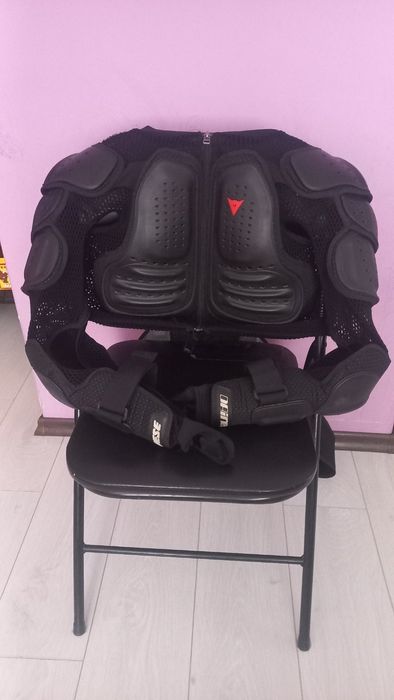 Протекторна жилетка Dainese