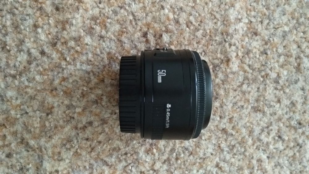 объектив Nikon .