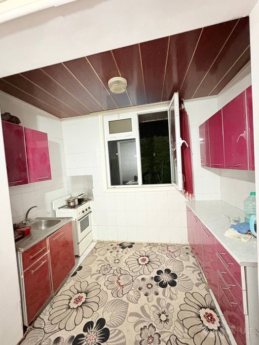 5-mikrorayonda 1-xonali kvartira sotiladi. 30900$