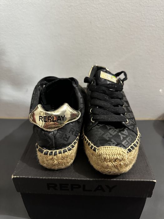 Еспадрили Replay и тигрови кецове