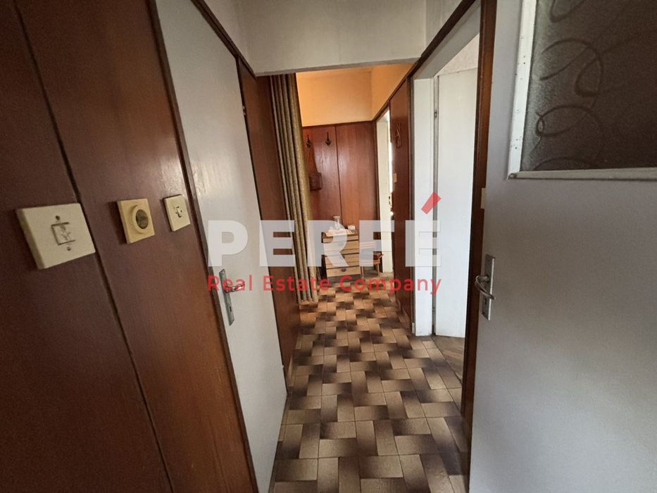 Продава се Двустаен апартамент в София, Люлин 6 - 67 кв.м за 1103 €/кв.м - Снимка #12