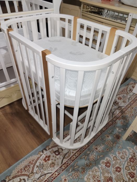 Манеж новый состояние 2шт