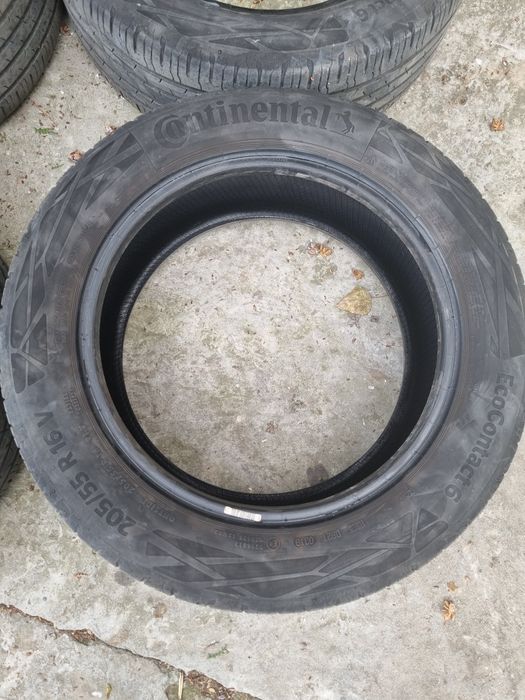 Vând set anvelope vară Continental