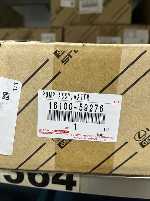 Помпа на Тойота Лексус 3,5 2GRFE