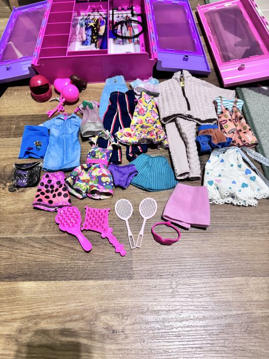Кукла Barbie + аксесоари баня, спорт и пътуване