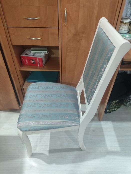 Продам стулья в хорошем состоянии