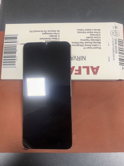 Дисплей Samsung A30S. Oled. Подарък лепило.