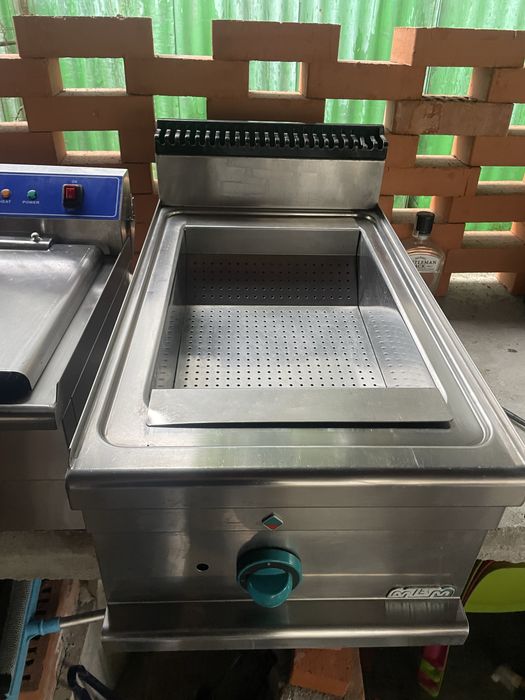 Grill+fripteoza+lada congelate+aparat pt cartofi calzi