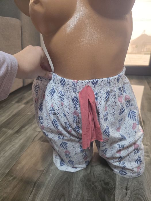 Pijama noua cu eticheta