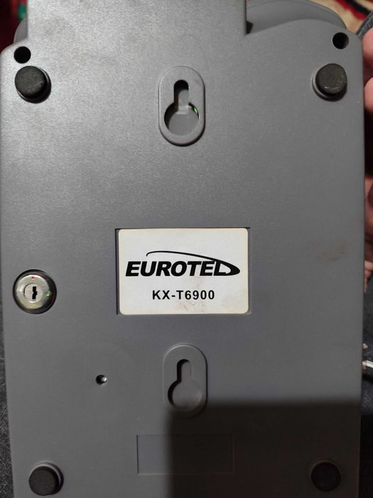 Телефон кнопочный домашний