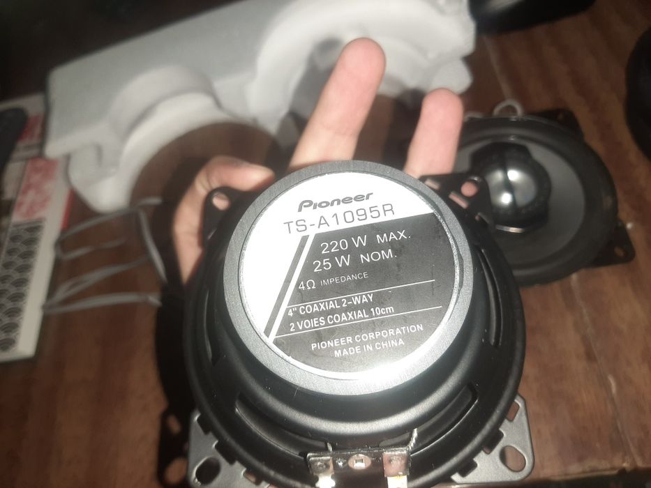 Динамики для автомобиля Pioneer