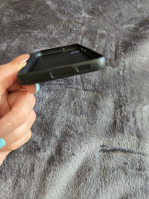 Силиконово гръбче Guess, за Samsung S24 plus