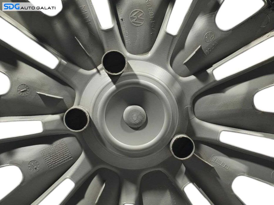 Capac Ornament Janta Roata Volkswagen Golf 6 2008 - 2014 Cod 5K0601147 [LR1597]