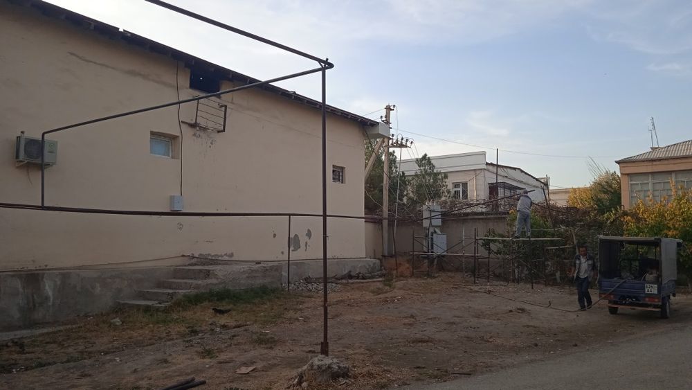 Srochno savdo doʻkoni uchun yer sotiladi