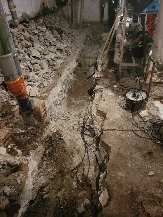 Спешен авариен ремонт на канализация и ревизионни шахти в София