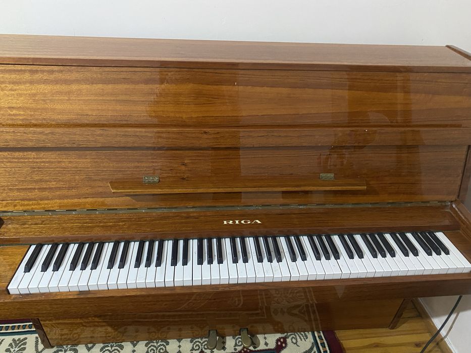 Продается пианино