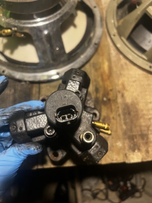 BMW горивна помпа гнп