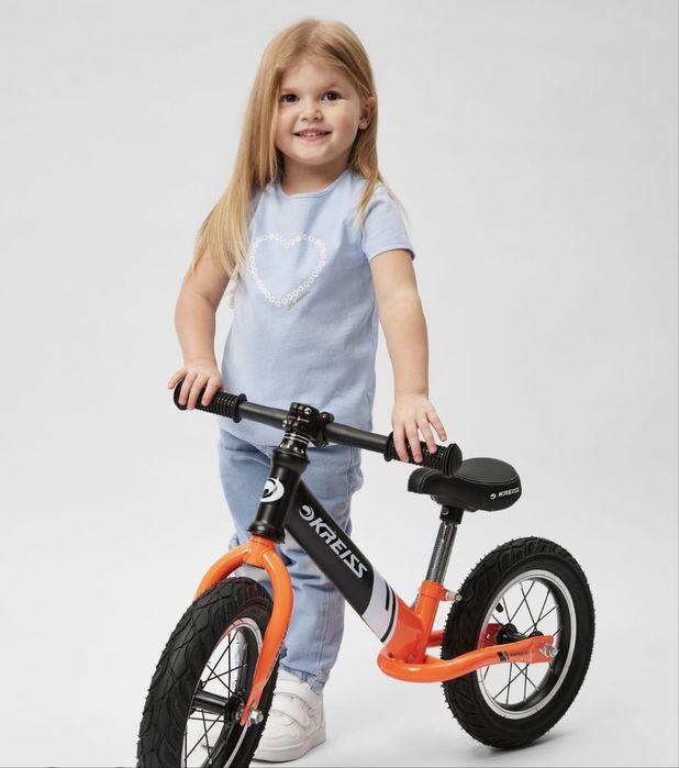 Продам беговел возраст 3+ рост 90-120 см