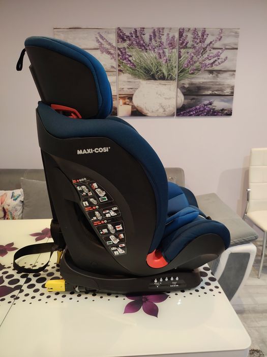 Столче за кола Maxi Cosi Titan