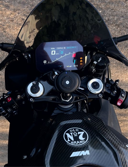 BMW S1000RR M Carbon – 2022 –  Pachet 2025
