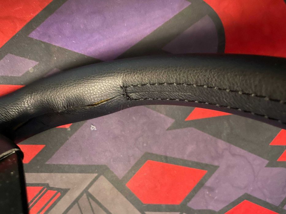 Продам руль MOMO