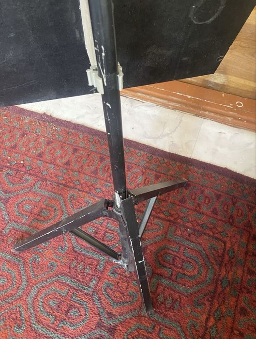 Подставка под ноты