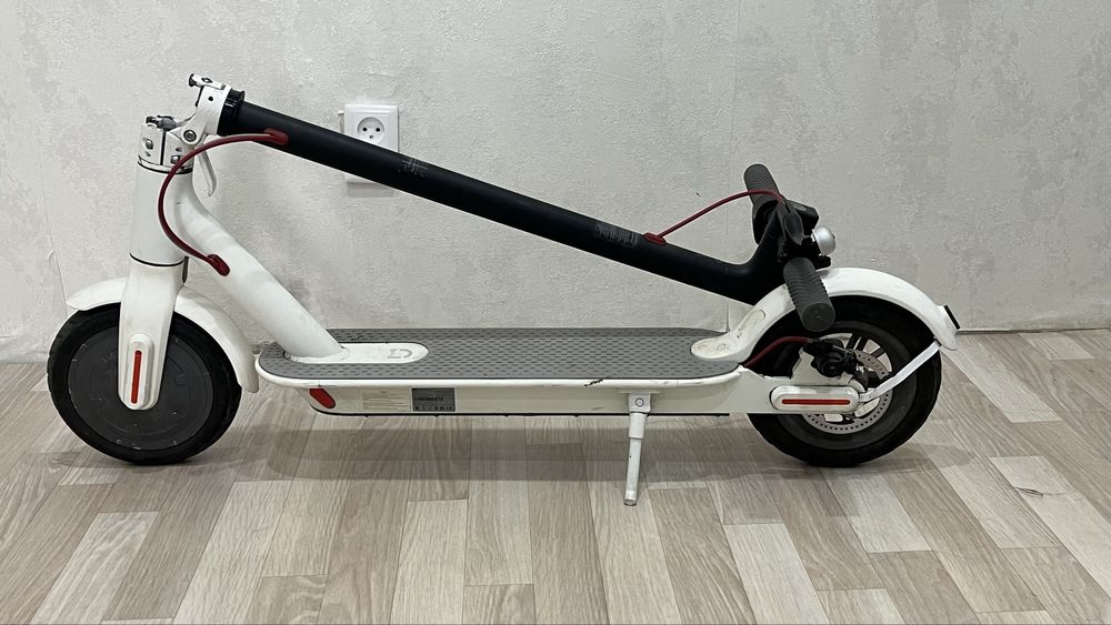 Xiaomi Mi Electric Scooter M365
