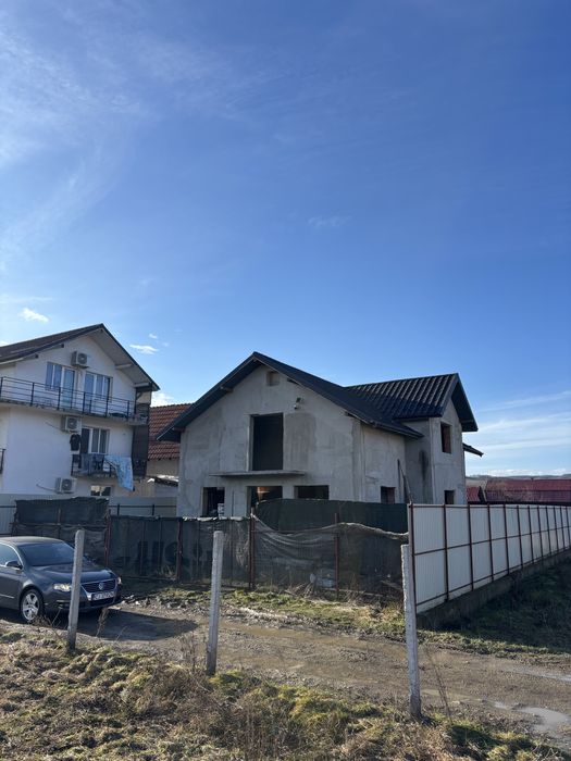 Vand Casa Gherla 180 mp2+beci