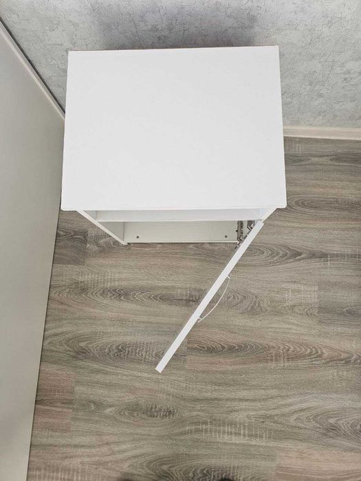 Продается тумбочка для кровадьи