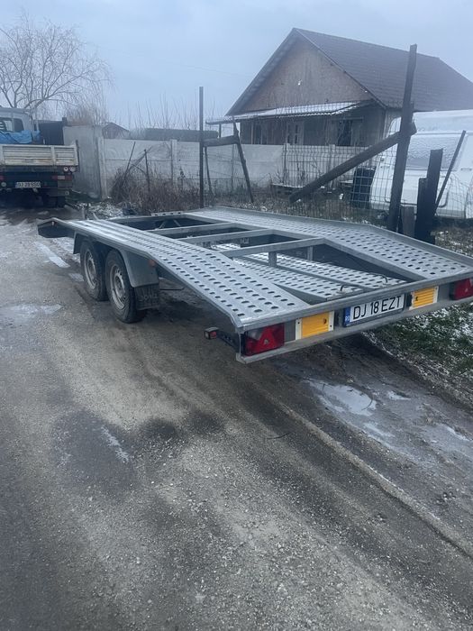 Platforma auto impecabila