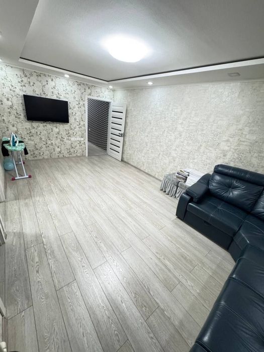 Чиланзар Г9а- кв, АРЕНДА 2/3/9 переделан 3х ком с мебелью и техникой