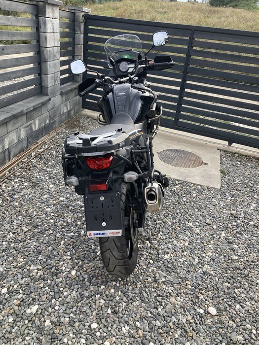 Suzuki V-Strom 650 ABS 2018 – 58.000 km, 71 CP, dotări touring