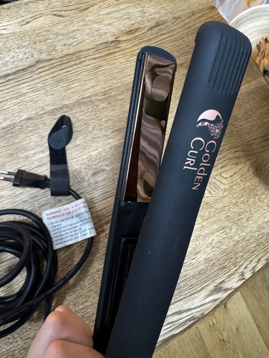 Преса за изправяне Golden curl, the rose gold