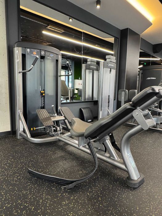 Професионални фитнес уреди Life Fitness